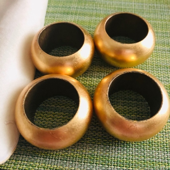 Gold Wooden Napkins Rings / Set of 4 - Picture 3 of 4